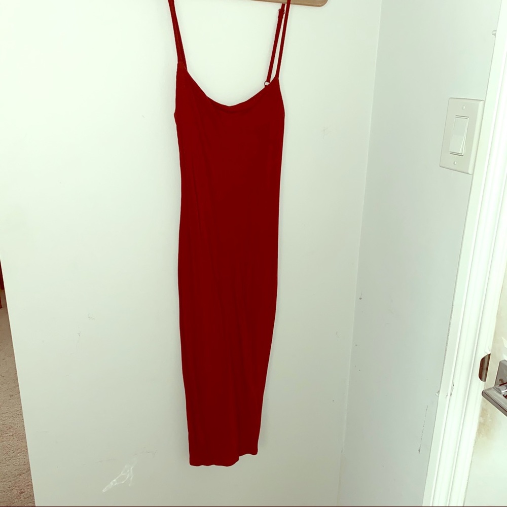 Rust color fitted midi dress